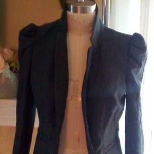 Women's blazer with puffer shoulders